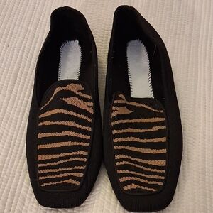 Black and Tan Vivaia Women's Zebra Print Loafers with comfy New Balance Insole 9